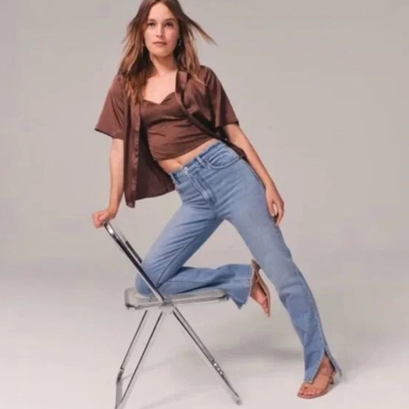 Abercrombie & Fitch The Skinny High Rise Split Hem Jeans Size 33/16R - Picture 8 of 8
